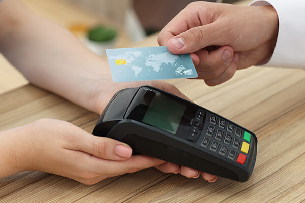 クレジットカード払い可能