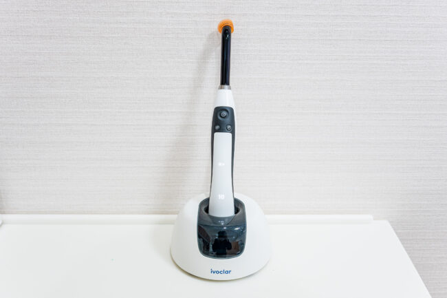 歯科用LED光照射器